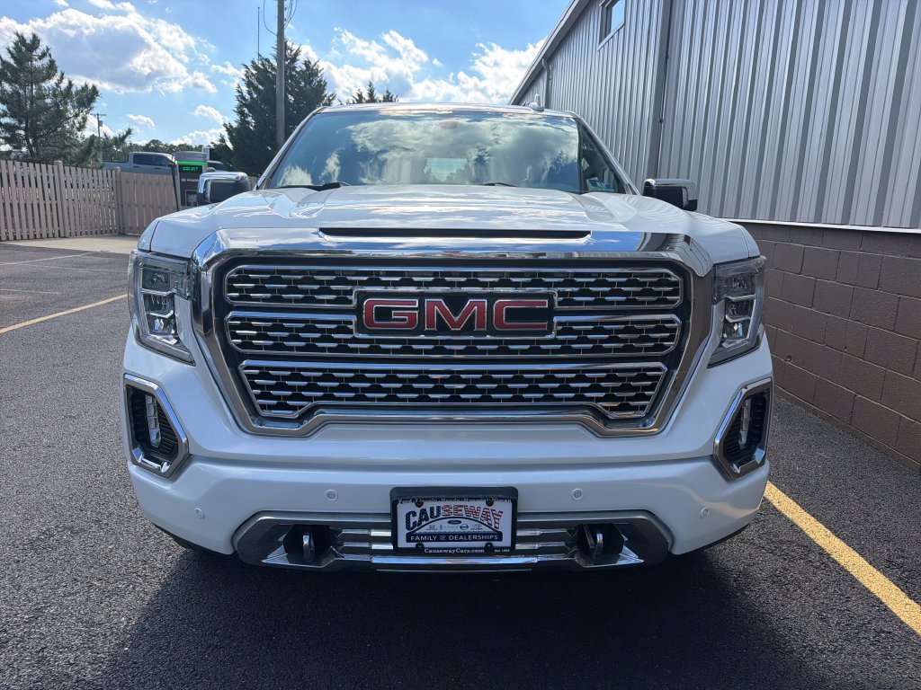 Used 2020 White GMC Denali image 3