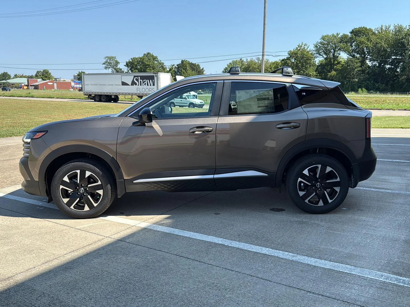 New 2027 Canyon Bronze Metallic Nissan SV image 4