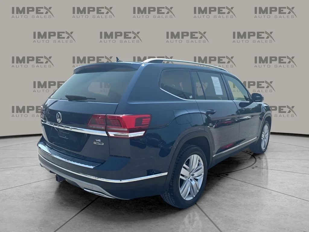 Used 2019  Volkswagen SEL image 3