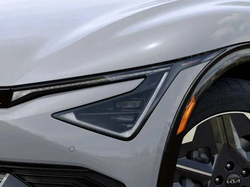 New 2026 Wolf Gray Kia Light Long Range In-Transit image 10