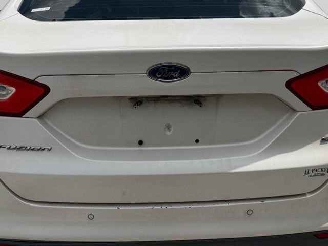 Used 2013 White Ford SE image 44