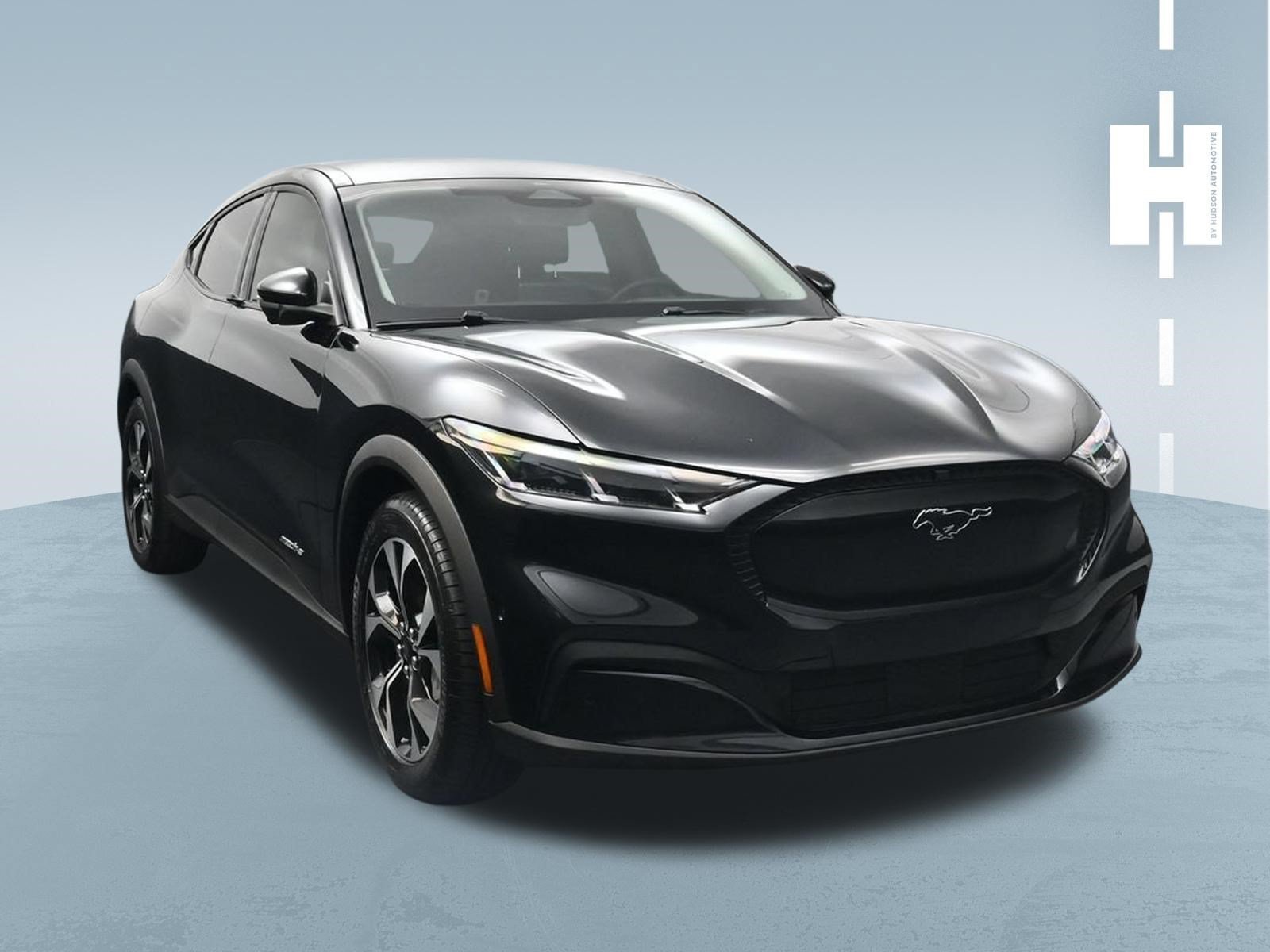 Used 2024 Shadow Black Ford Select image 2