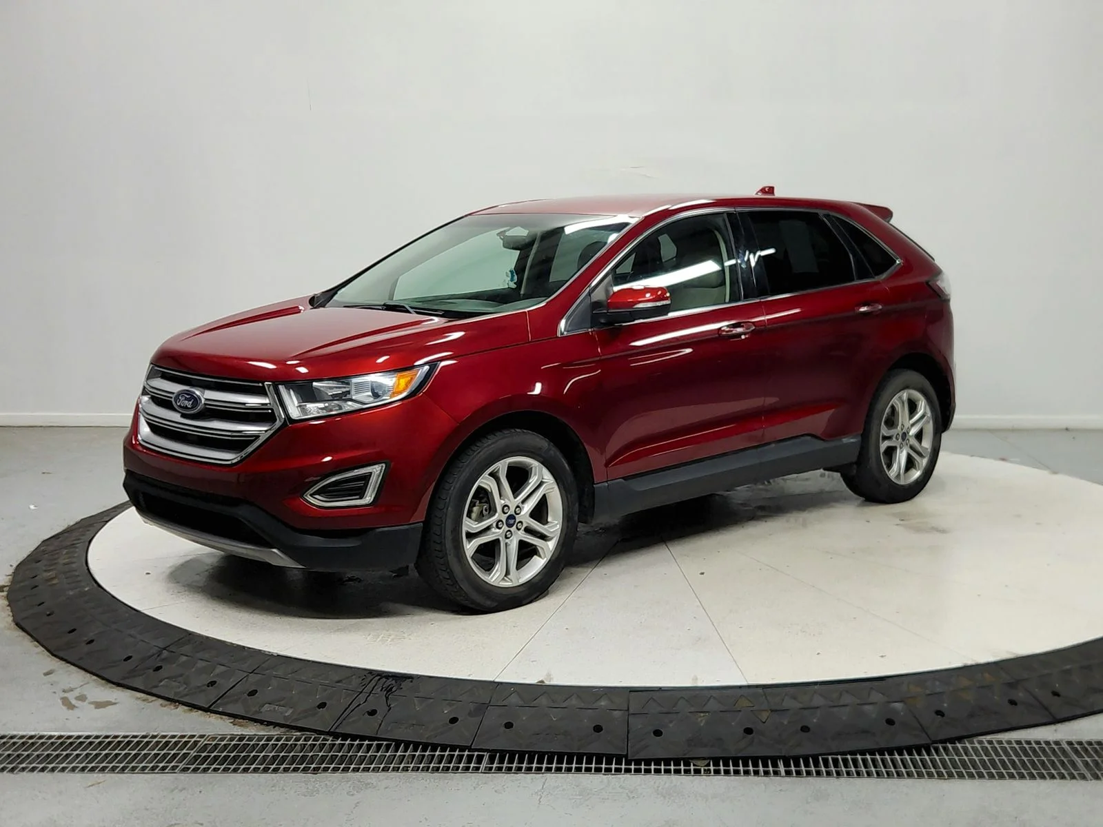 Used 2018 Red Ford Titanium image 4