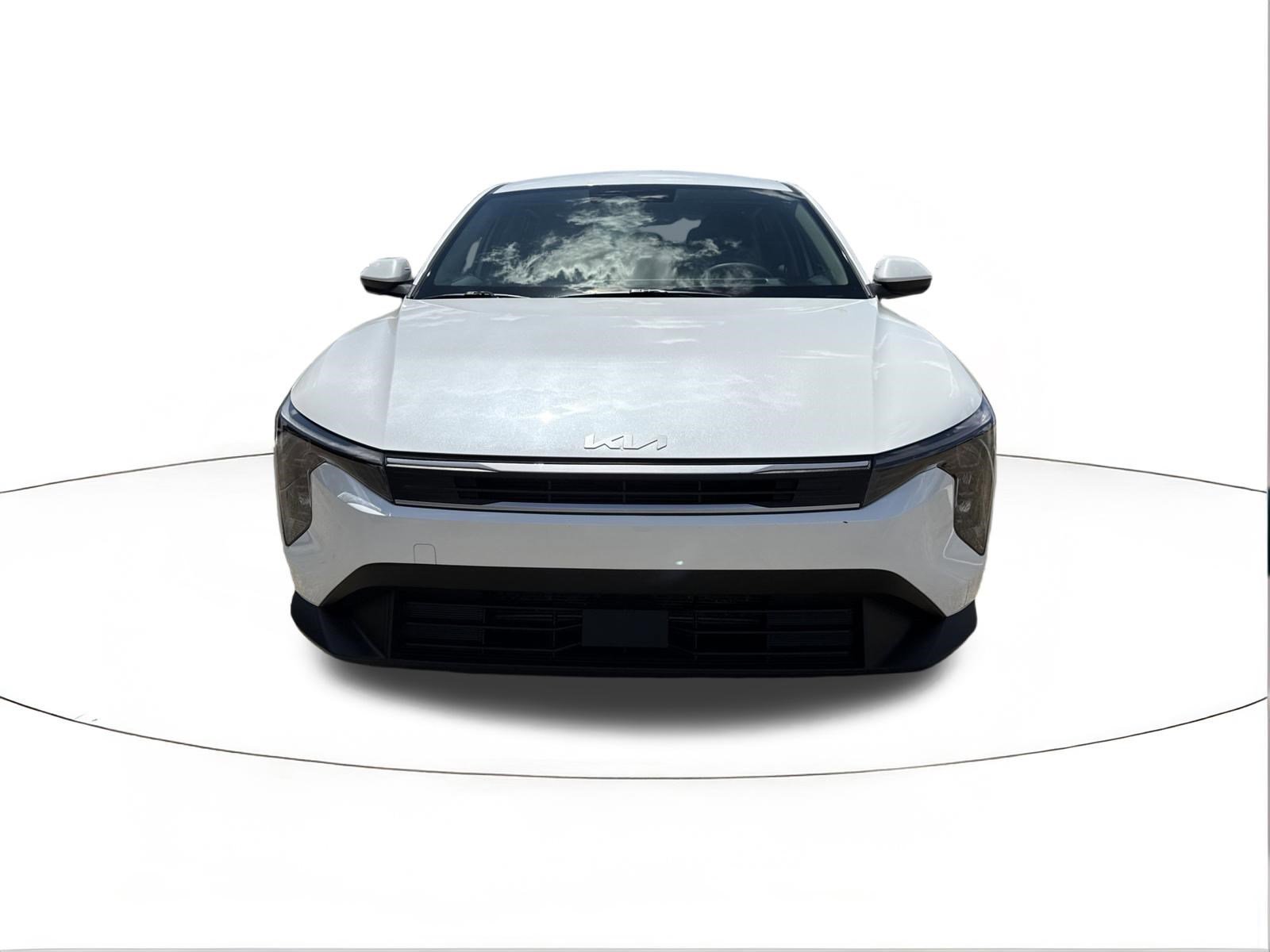 2025 Kia K4 LXS - Photo 8