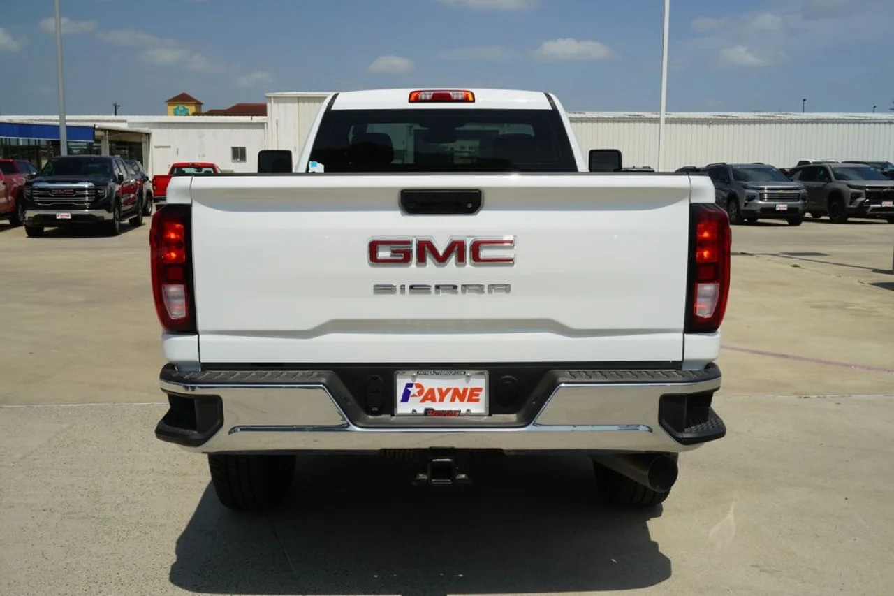 2025 GMC Sierra 3500HD Pro - Photo 8