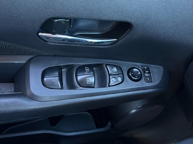 Used 2023 Red Nissan SV image 15