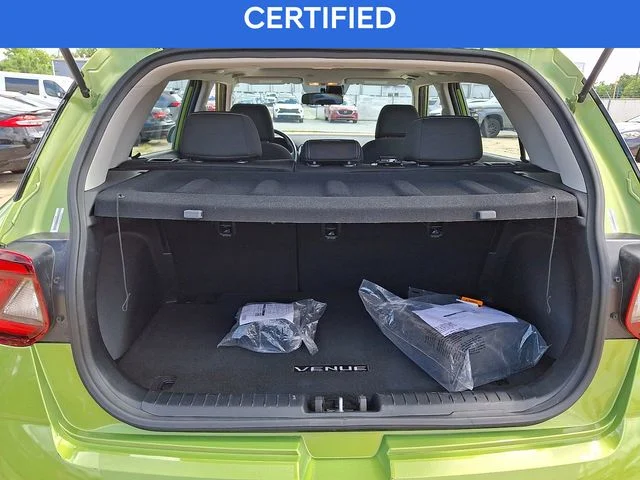Used 2023 Green Hyundai SEL image 30