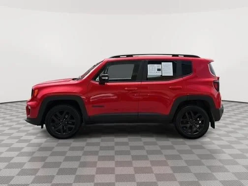 Used 2023 Red Jeep Altitude image 6