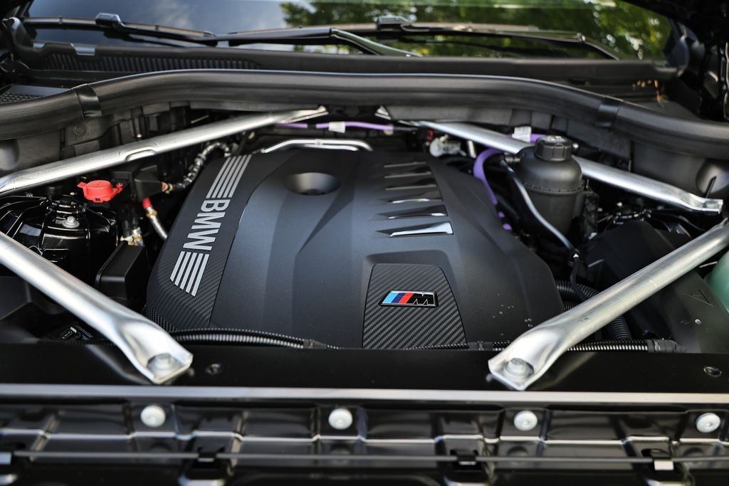 New 2027 Black Sapphire Metallic BMW xDrive40i image 31