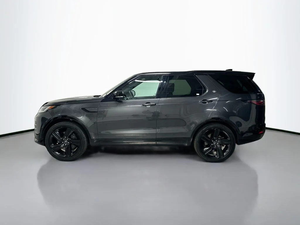 Used 2023  Land Rover HSE R-Dynamic image 2