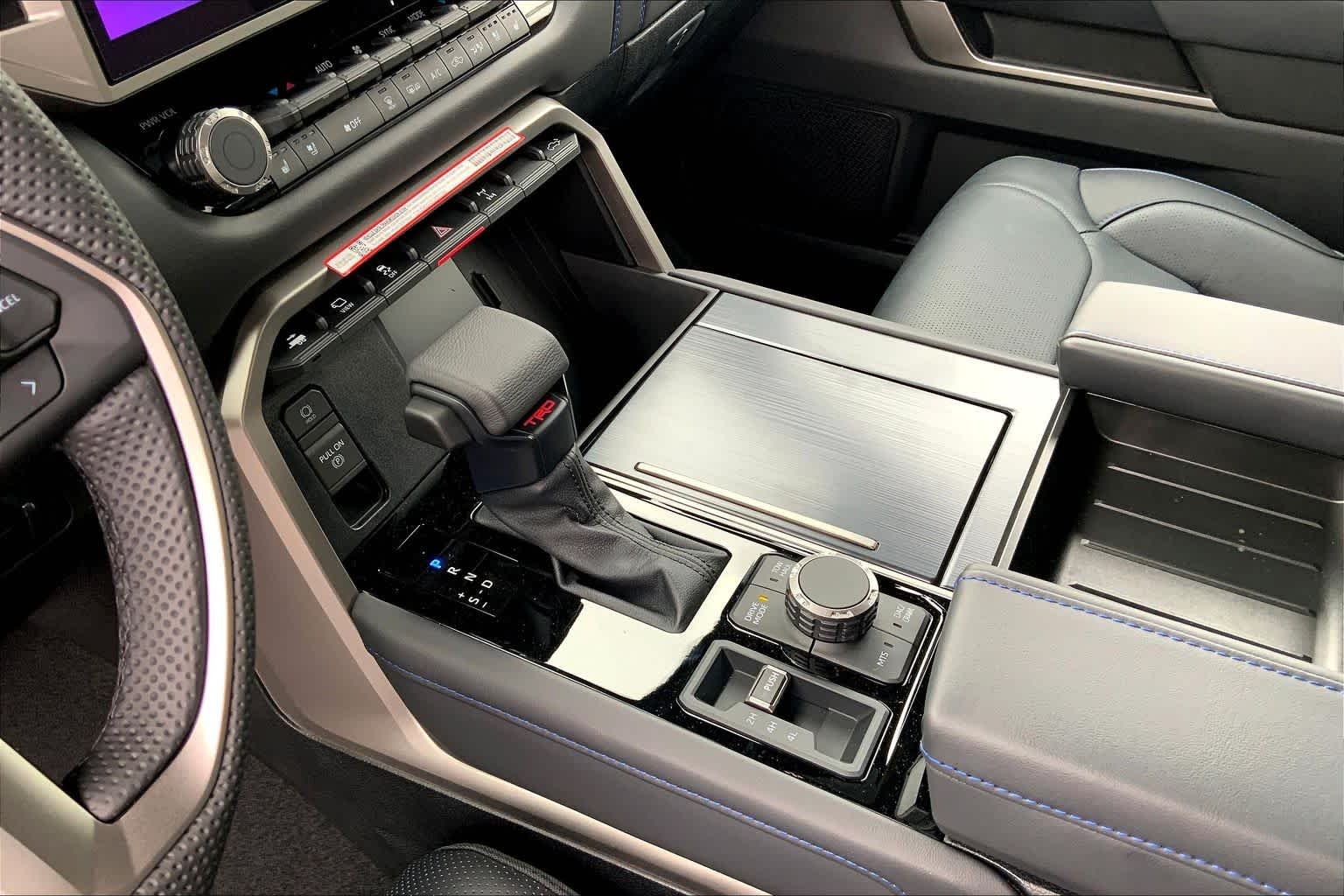 2026 Toyota Tundra Platinum - Photo 7