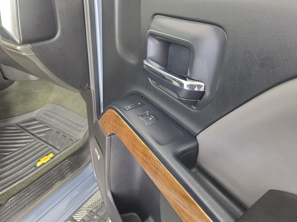 Used 2016 Gray Chevrolet LTZ image 32