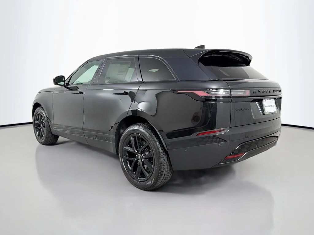New 2026 Santorini Black Land Rover S image 7