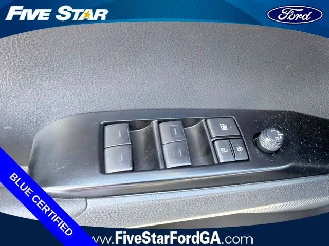 Used 2025 UNDERGROUND Toyota LE image 13