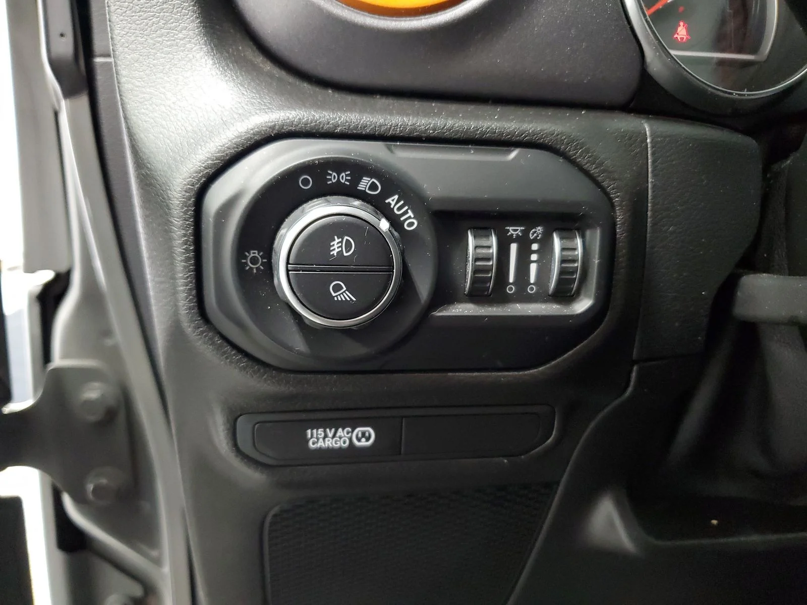 Used 2021 Gray Jeep Mojave image 16
