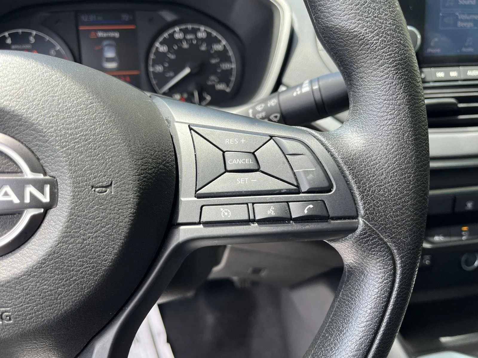 Certified Used 2025 Gun Metallic Nissan S image 29