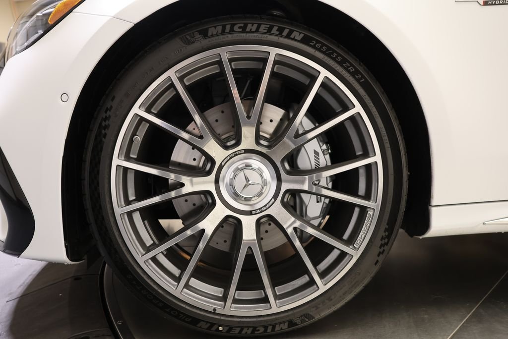 New 2026 Moonlight White Magno Mercedes-Benz E 53 AMG® image 12