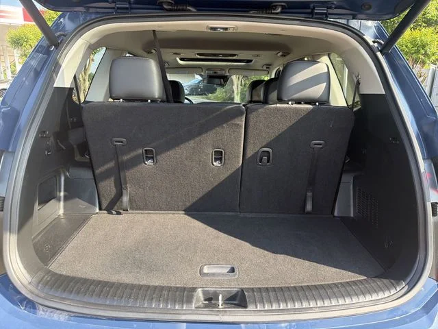 Certified Used 2025 Black Kia S image 25