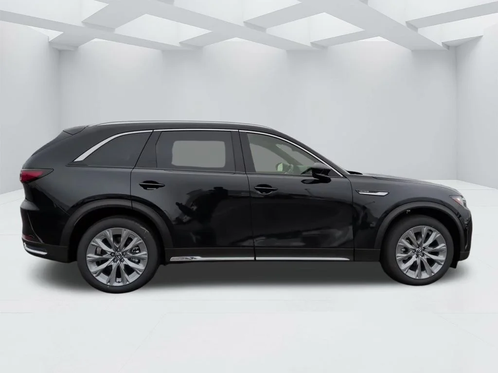 New 2026 Black Mazda 3.3 Turbo Premium Plus image 4