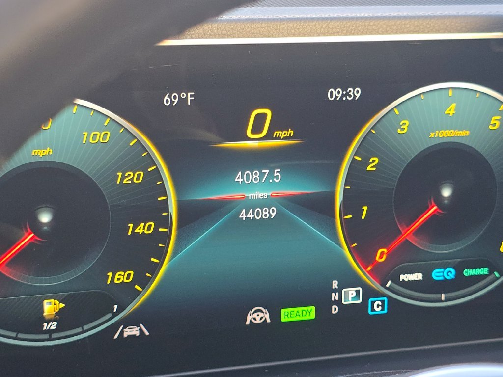 Certified Used 2023 Black Mercedes-Benz GLS 450 image 29