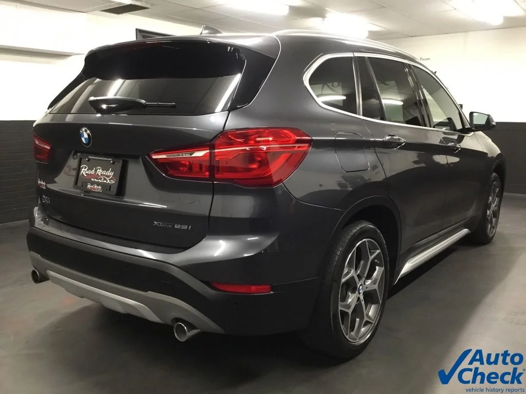 Used 2019 Gray BMW xDrive28i image 10