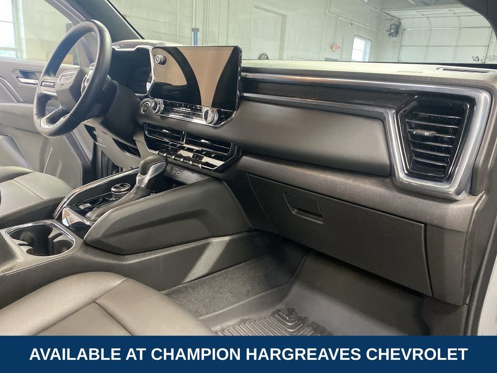 Used 2023 Sterling Metallic GMC Elevation image 37