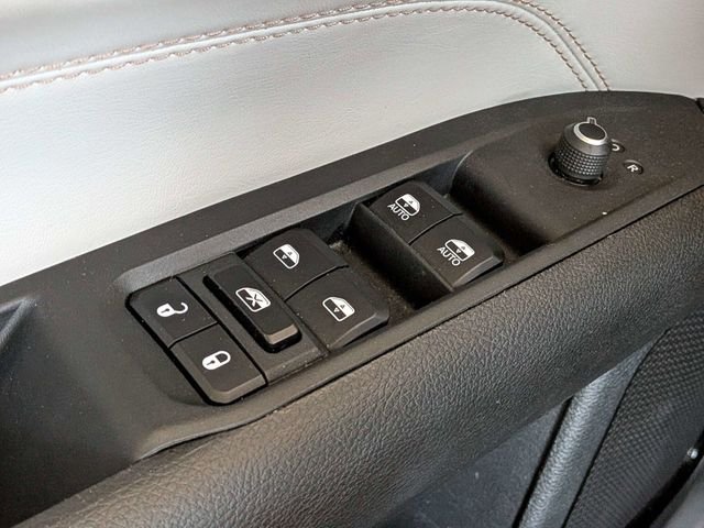 Used 2025 Black Jeep Limited image 21