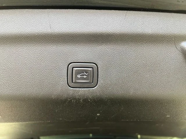 2023 GMC Yukon XL SLT - Photo 37