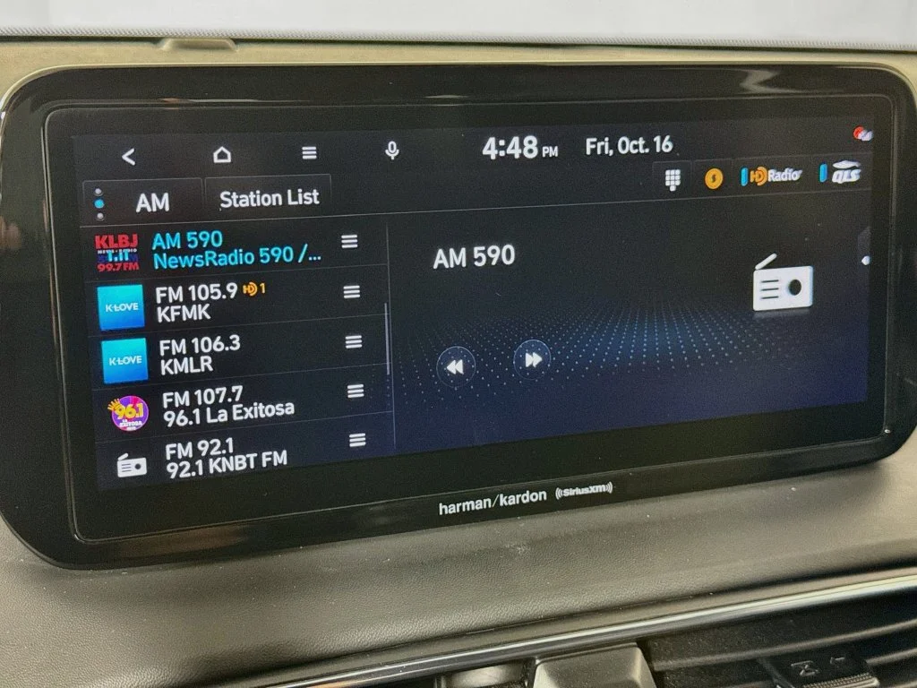 Used 2023 Silver Hyundai Calligraphy image 17