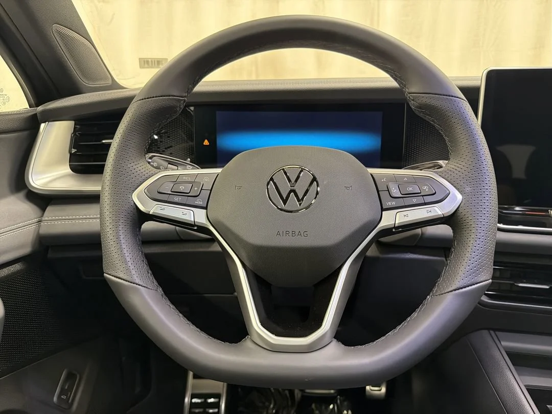 New 2026 Platinum Gray Metallic Volkswagen SE R-Line Black image 16