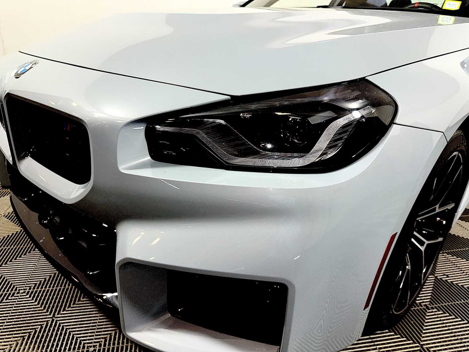 Used 2025 Brooklyn Grey Metallic BMW  image 26