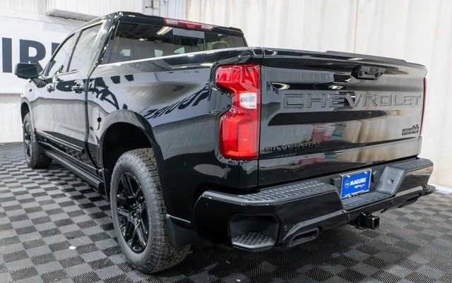 2026 Chevrolet Silverado 1500 High Country - Photo 8