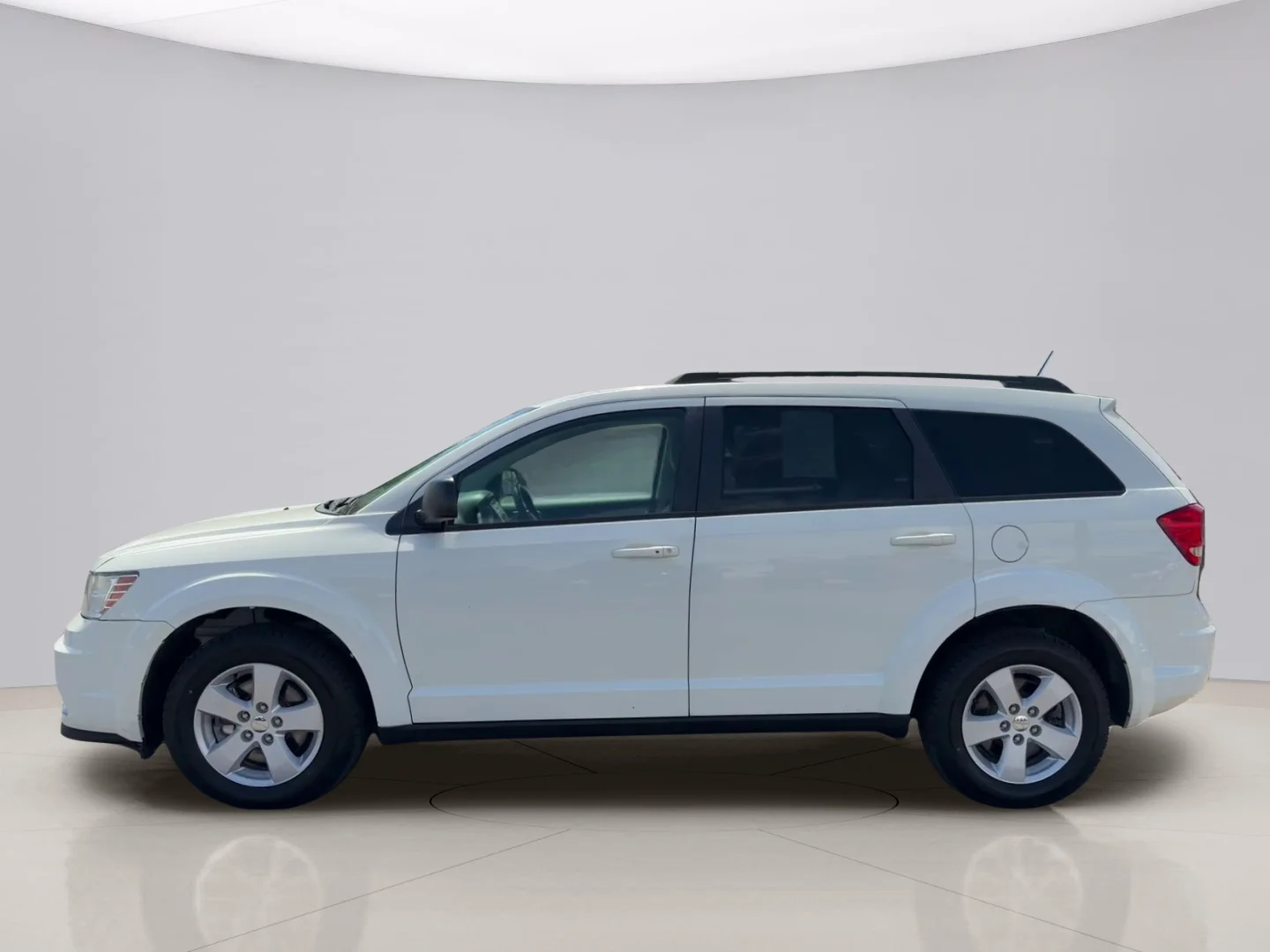 Used 2017 White Dodge SE image 2