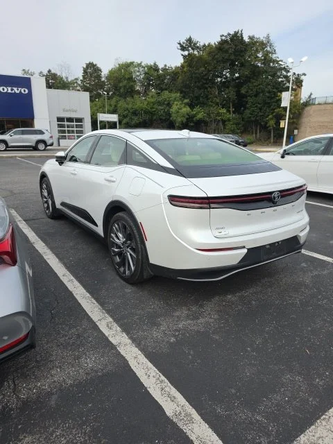 Used 2023 White Toyota Limited image 3