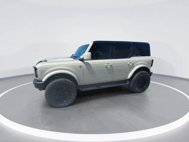 Used 2025 Beige Ford Outer Banks image 4