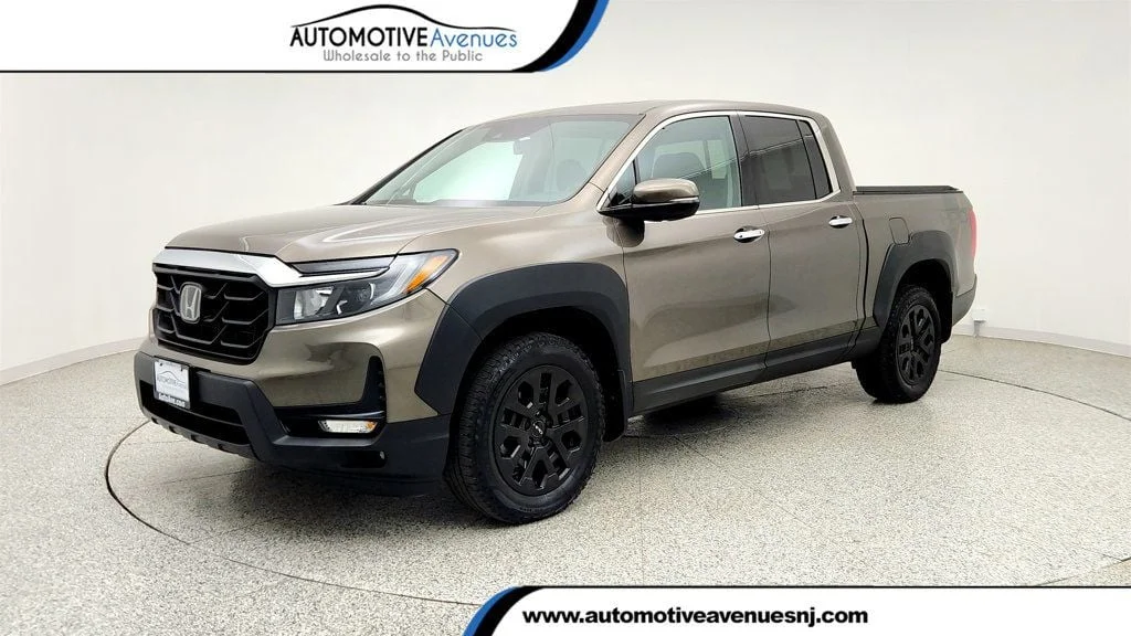 2023 Honda Ridgeline RTL-E AWD's photo