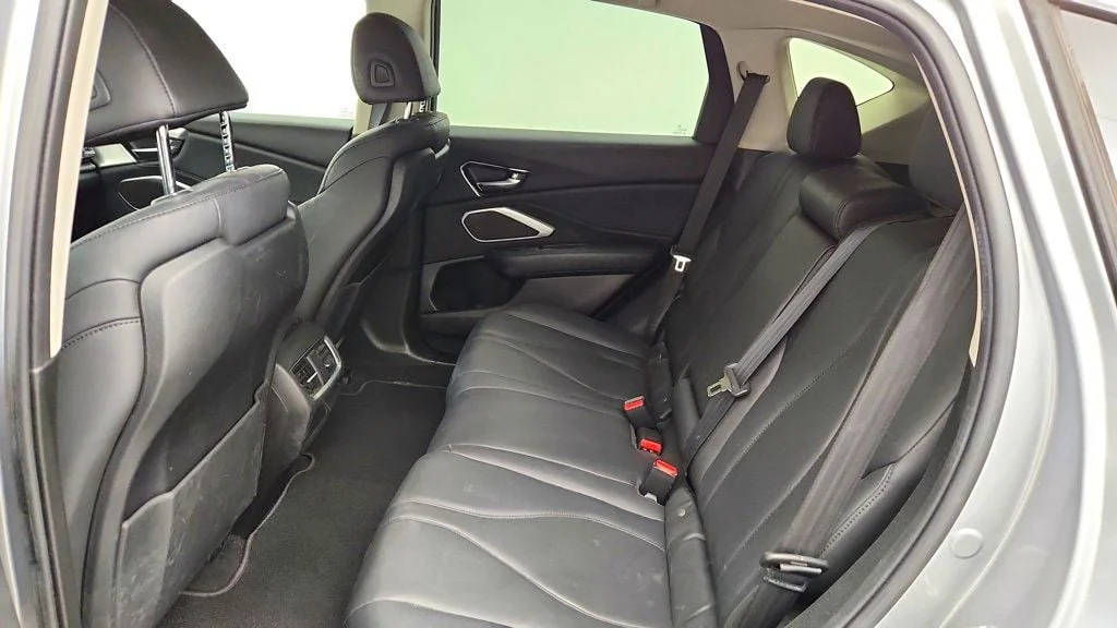 Used 2019 Lunar Silver Metallic Acura AWD image 19