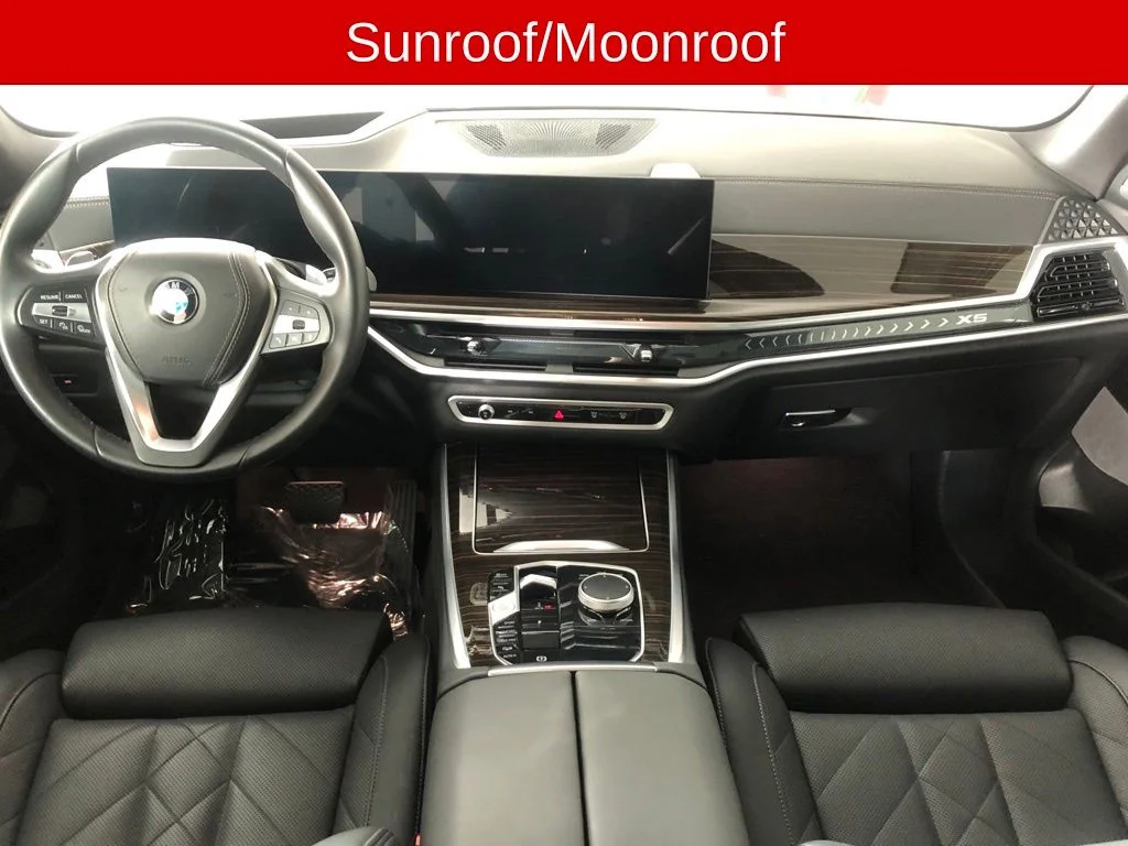 Used 2026 Black BMW xDrive40i image 6