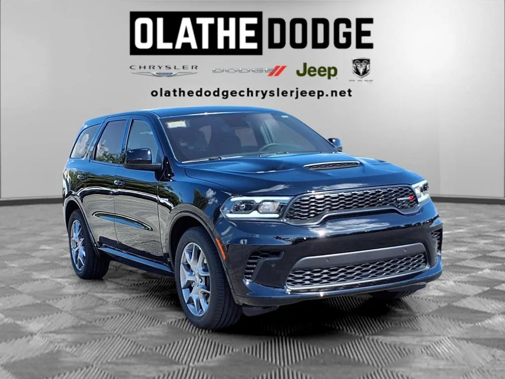 New 2027 Pitch-Black Exterior Paint Dodge GT image 28