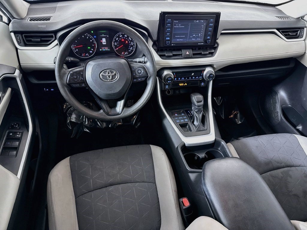 Used 2020 Super White Toyota XLE image 13