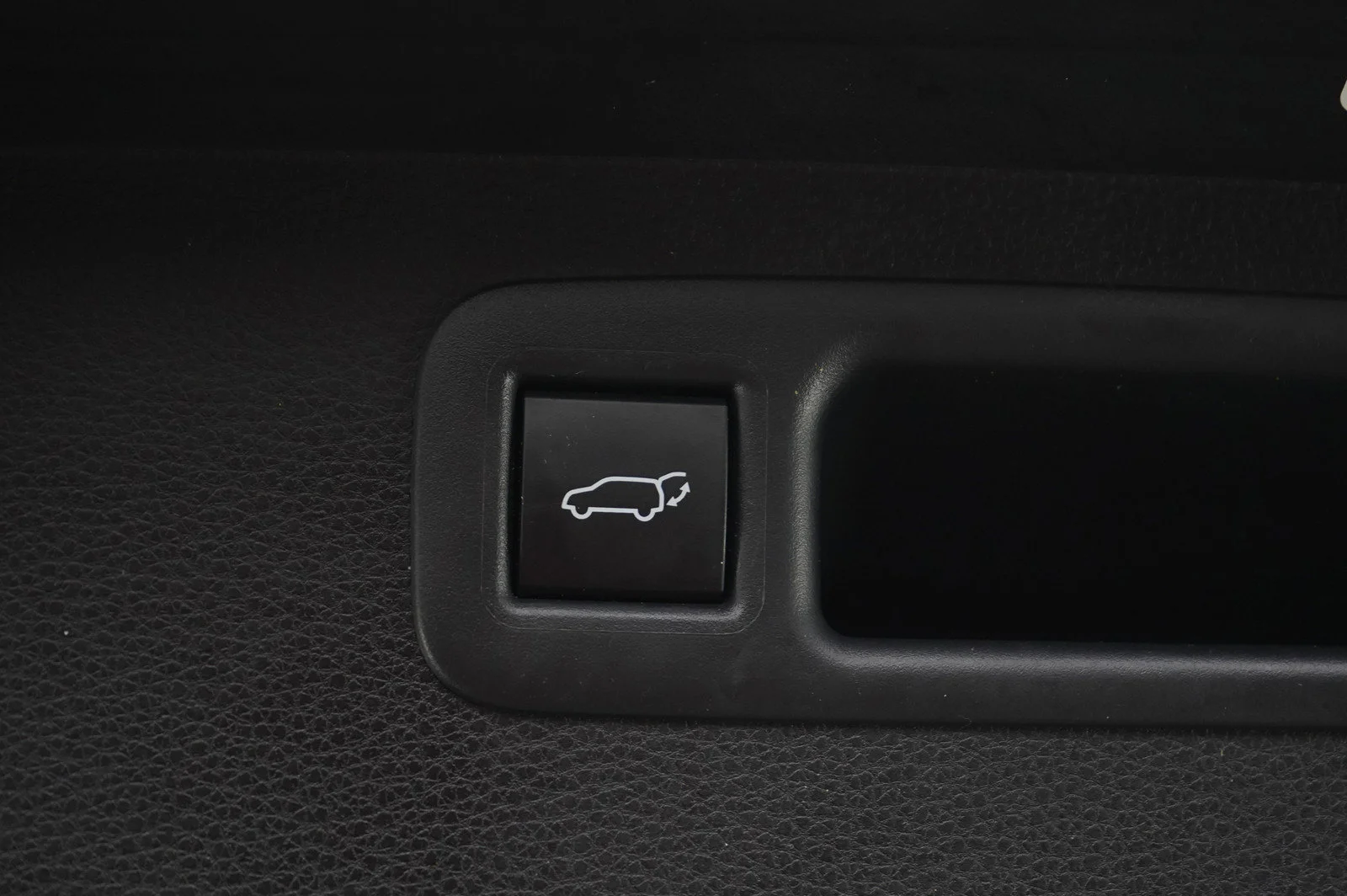 Used 2025 Blue Toyota XSE AWD (Natl) image 19