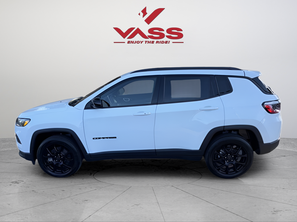 Certified Used 2026 White/off-white Jeep Latitude image 6
