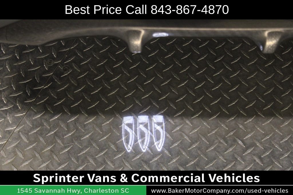 Used 2025 White Frost Buick Avenir image 18
