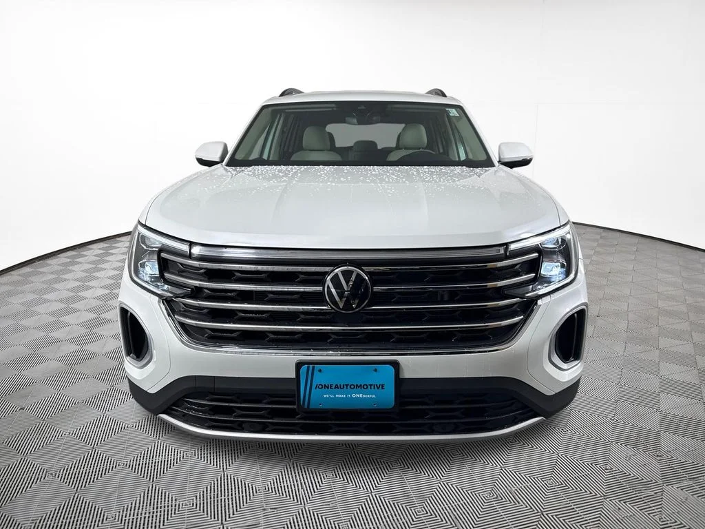 New 2026 White Pearl Volkswagen 2.0T SE image 3