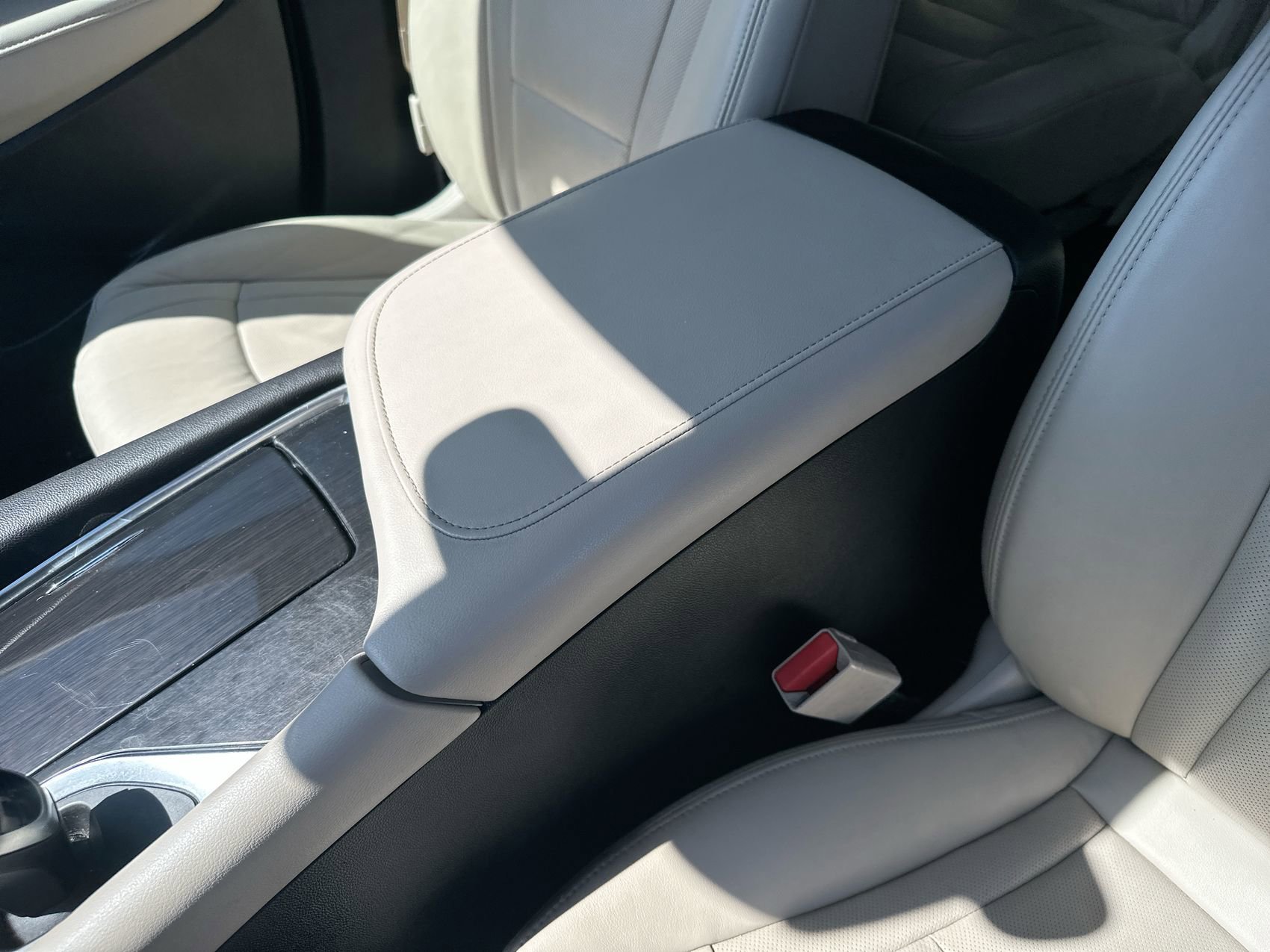 Used 2021 White Frost Tricoat Buick Premium Group image 21