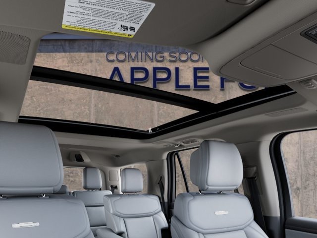 New 2027 White Ford Platinum image 22