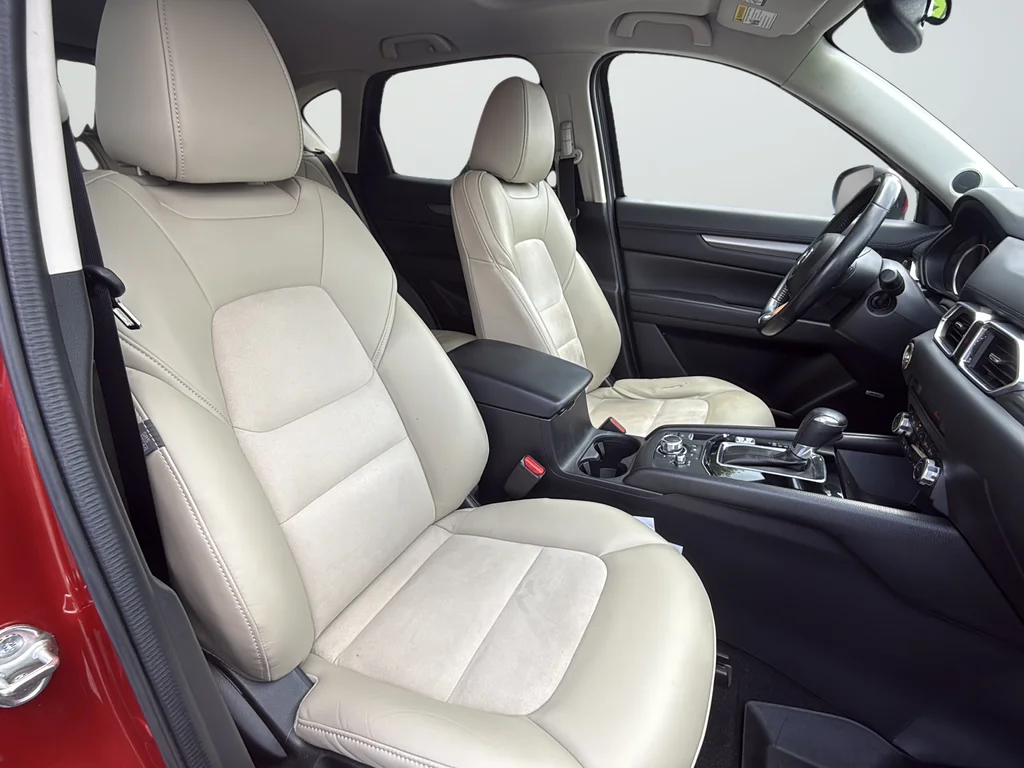 Used 2018 Red Mazda Touring image 9