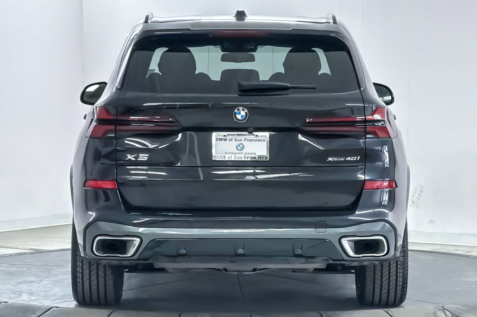 Used 2024 Black Sapphire Metallic BMW xDrive40i image 7