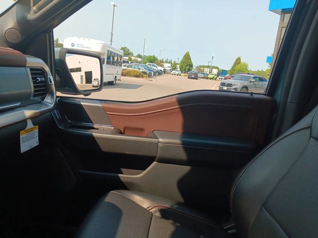 Used 2023 Blue Ford Lariat image 28