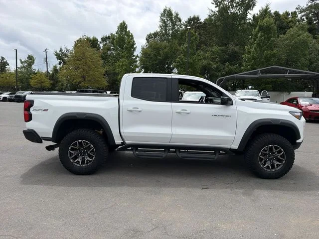 Used 2025 White Chevrolet ZR2 image 14